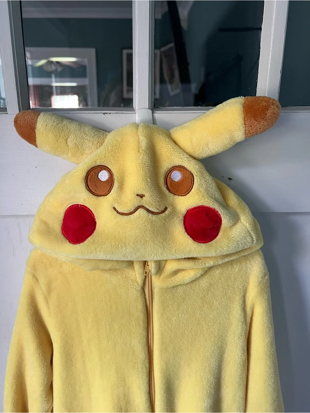 N/A soft yellow